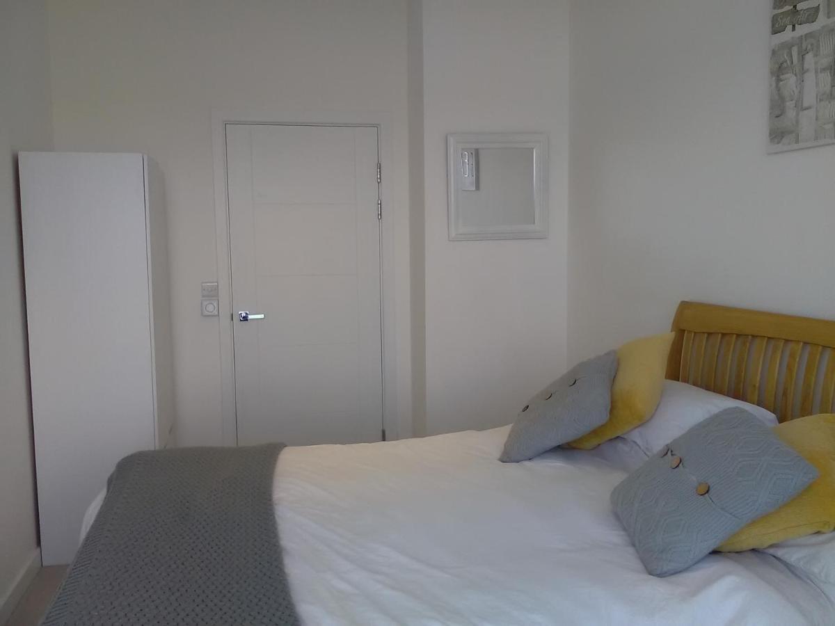 35 One Lusty Glaze View Apartamento New Quay Exterior foto